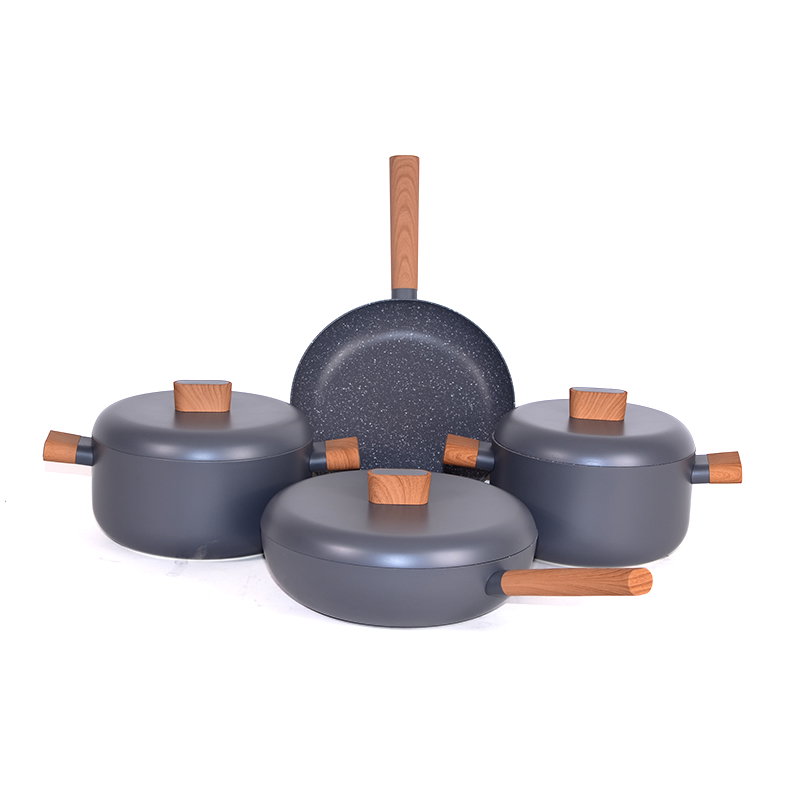 COOKWARE SET
