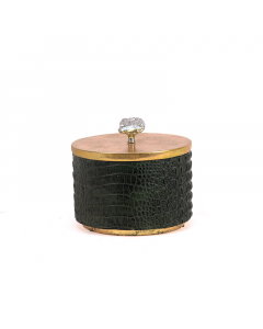 A large oily decor box