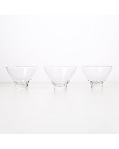 A set of 6-piece glass jewelry cups