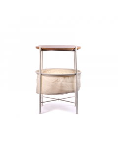 Serving table + beige basket