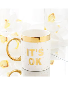 Porcelain mug with handle and cover