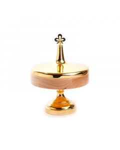 Luxurious tmreya with a golden beige base