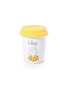 Porcelain cup with lid