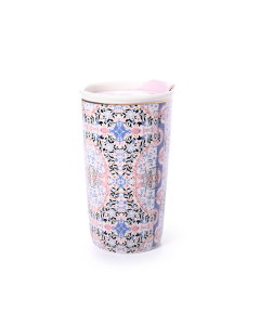 Porcelain cup with lid