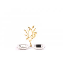 A small square date set with a golden silver strap