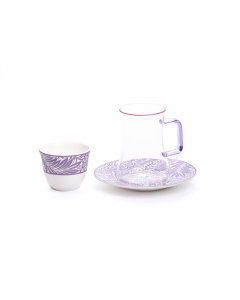 A set of 18 pieces of tea and coffee cups