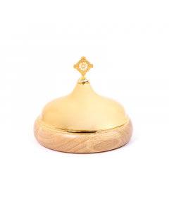 Luxurious golden beige wooden tamreya